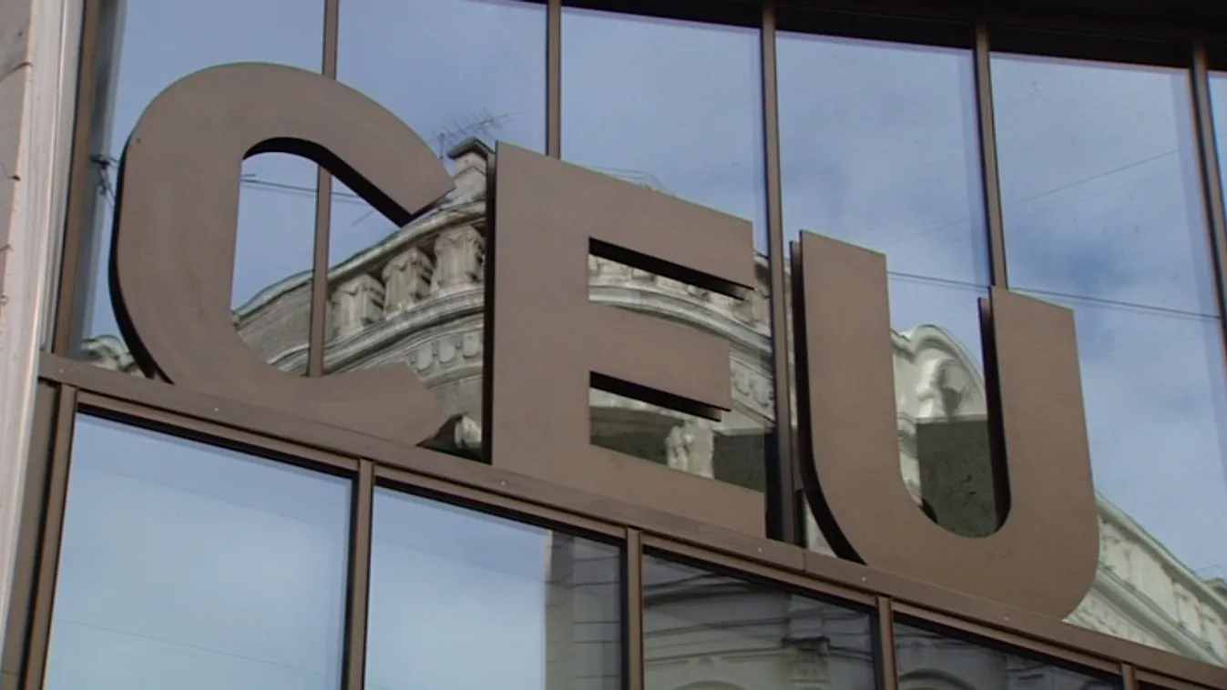 Több programját is felfüggeszti a CEU