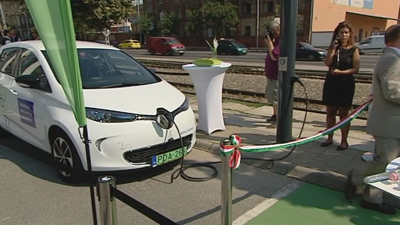 Okososzlopokat adtak át Budapesten