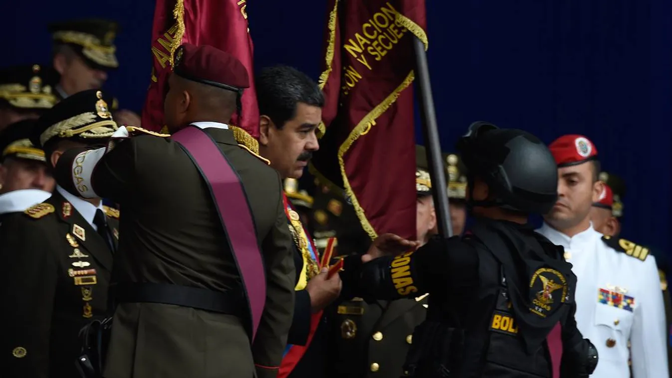 Robbanószerrel megrakott drónnal próbáltak végezni a venezuelai elnökkel