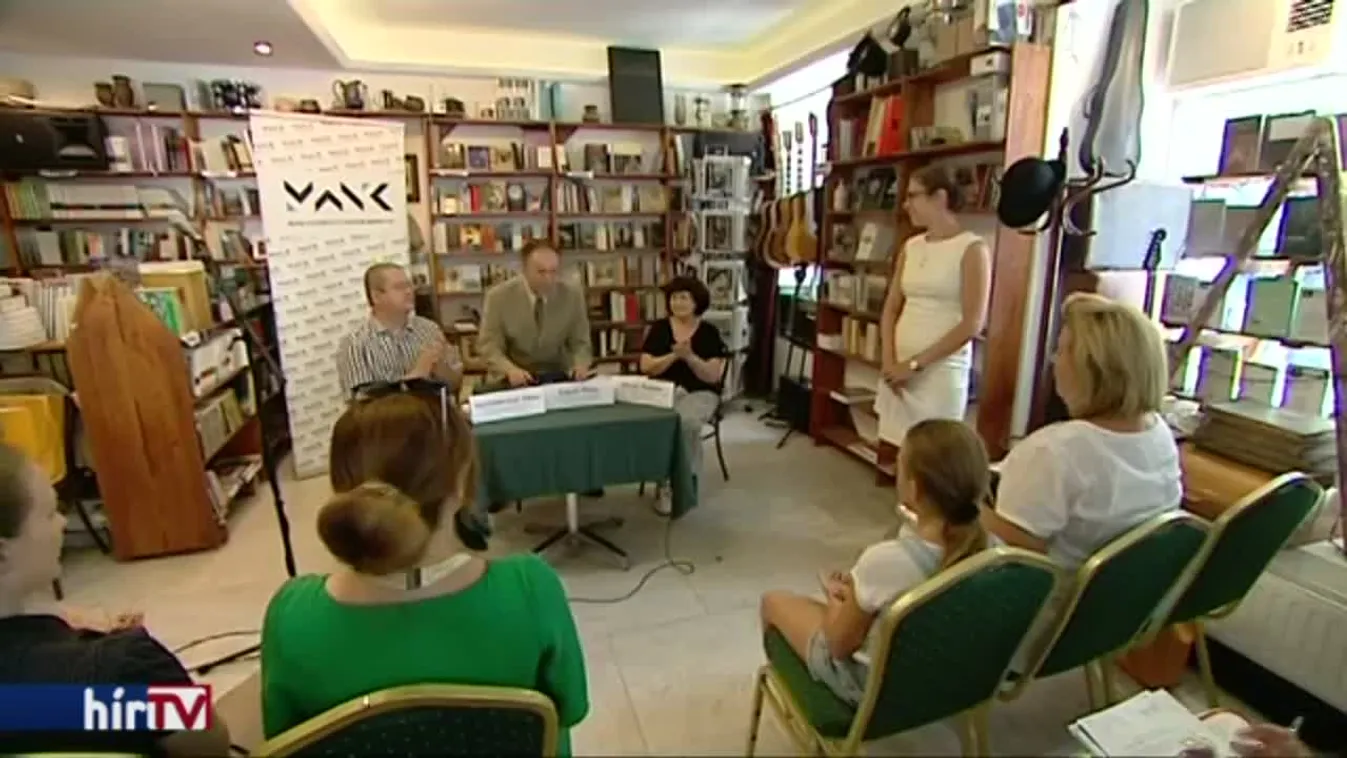 Tízen nyerhetnek 200 ezer forintos ösztöndíjat