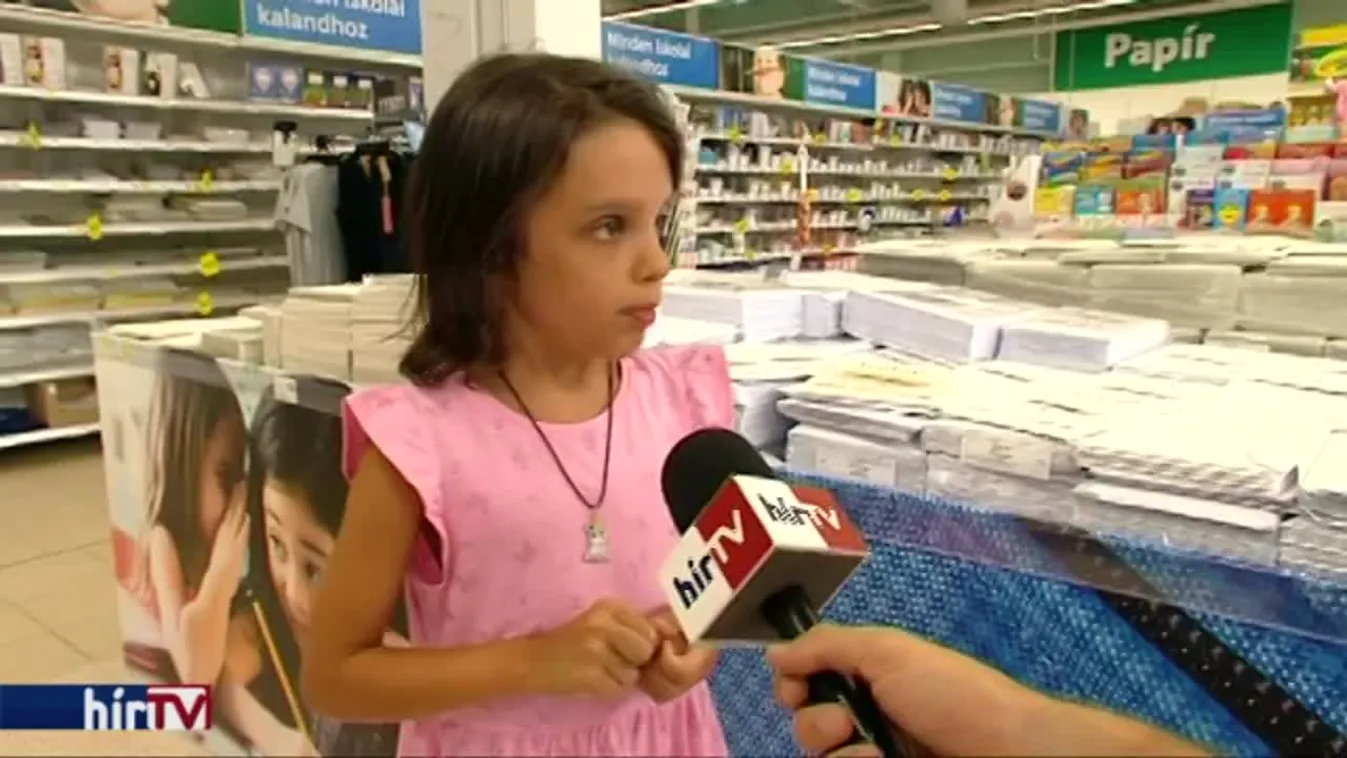 Egymillió diák jut ingyen tankönyvhöz, ám így sem olcsó a tanévkezdés