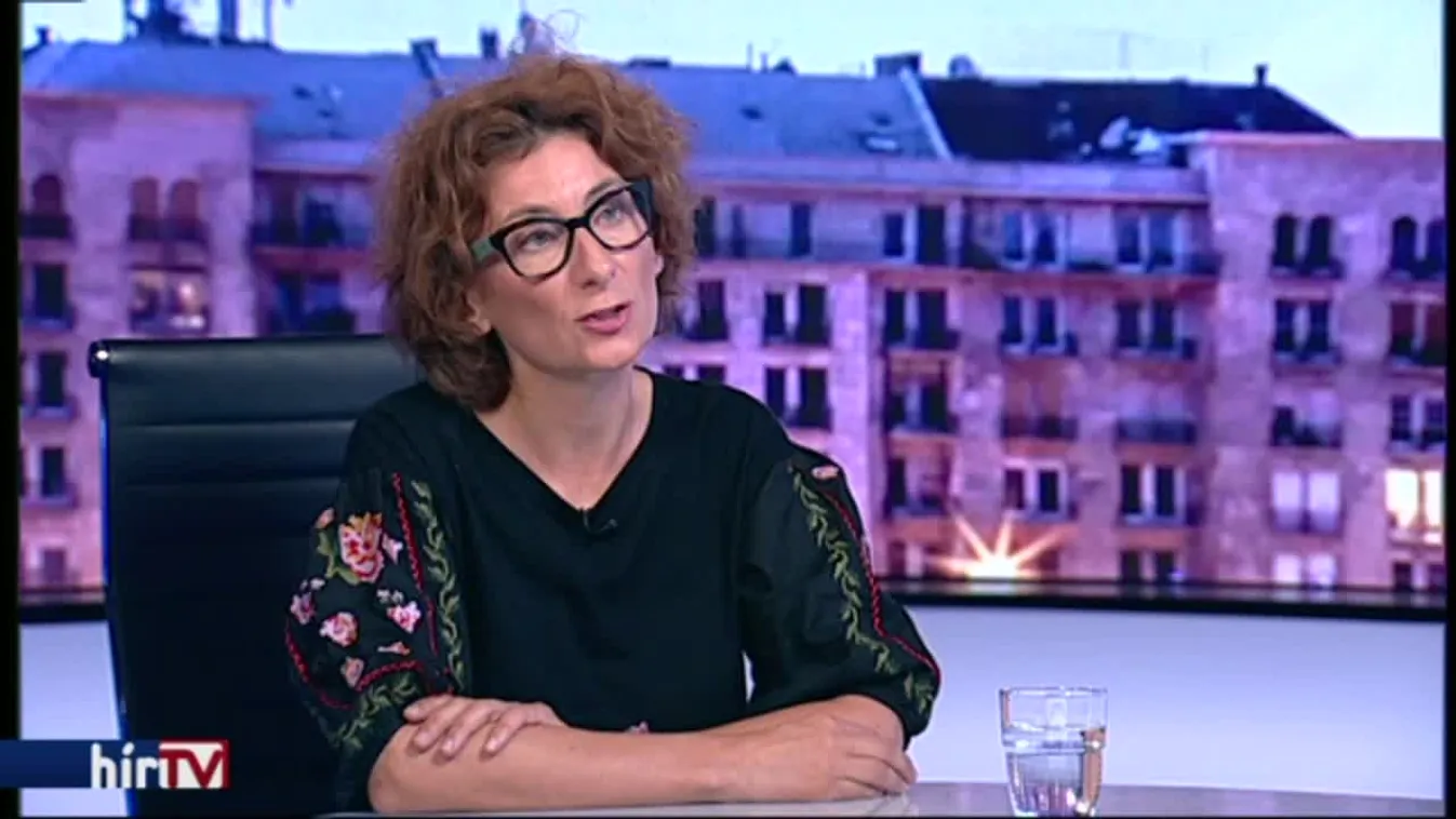 „Minden gyereknek joga van a magánélethez, de beszélgetni kell”