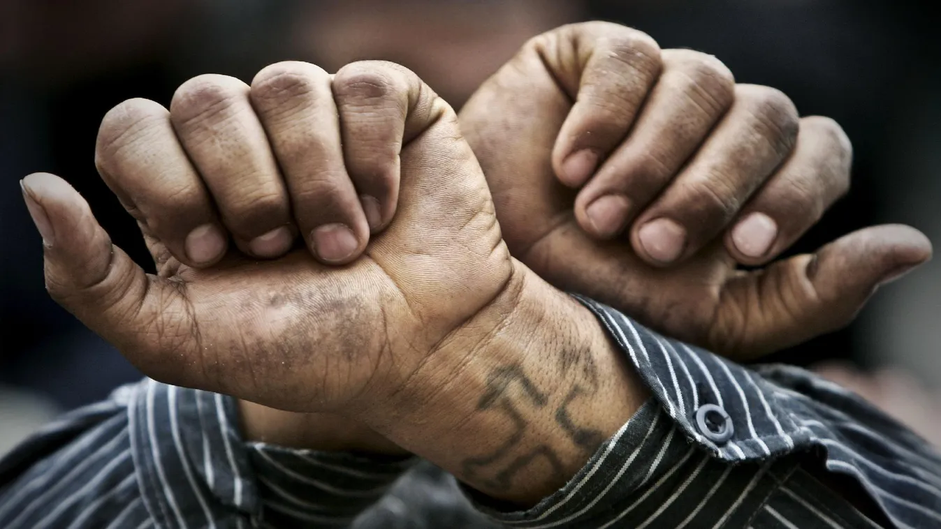 Két szerzetest gyanúsítanak a püspök megölésével