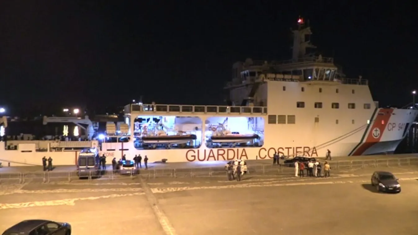 Elhagyhatják Catania kikötőjét az ott veszteglő migránsok