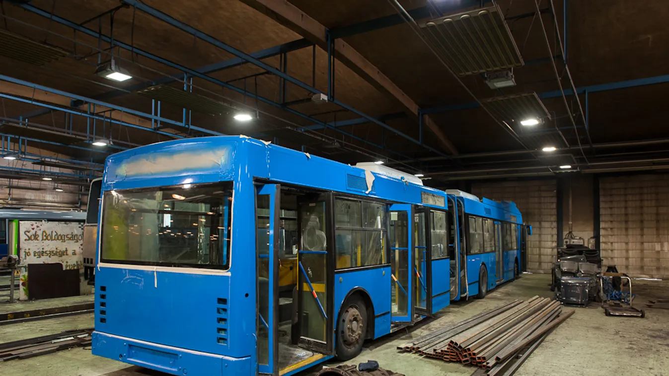 Használt buszokkal erősít a BKV