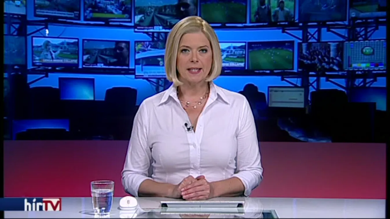 Félezer helyen csaptak fel a lángok