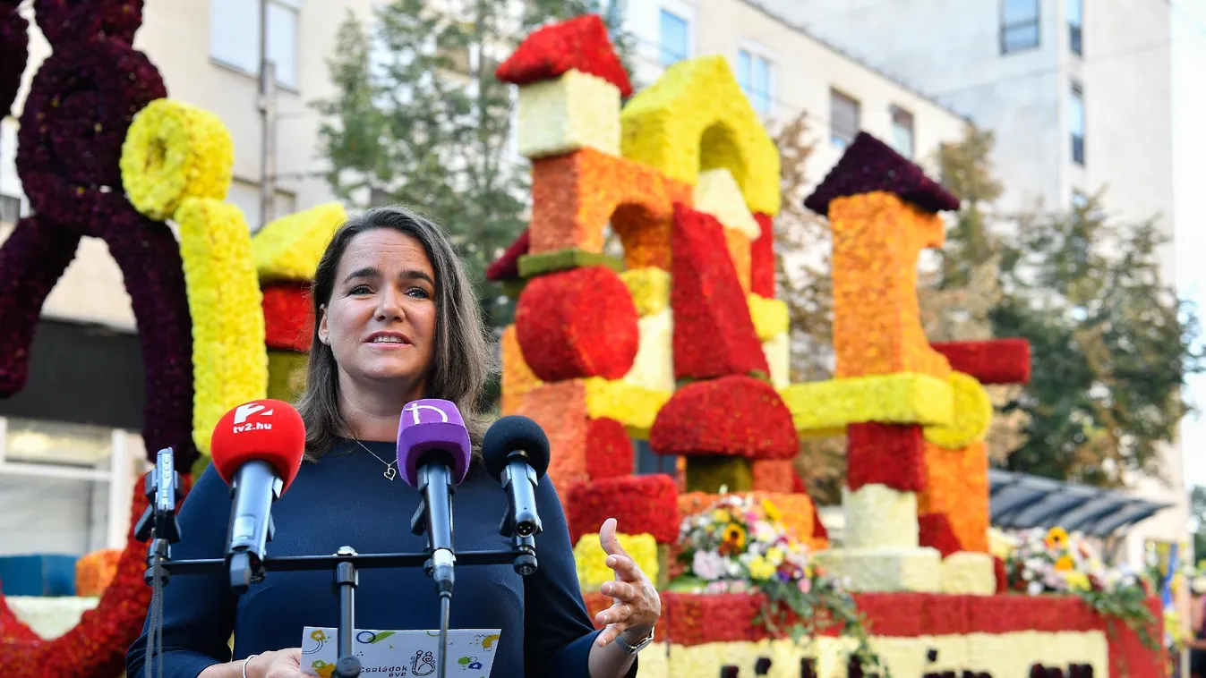 Novák: A kormány számára a családok vannak az első helyen