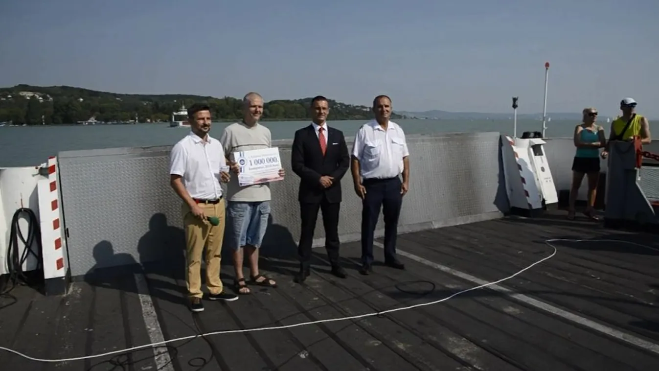 Az egymilliomodik komputast köszöntötték a Balaton közepén