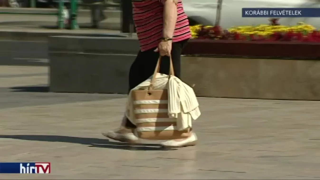 Idén is izgatottan várhatják a postást a nyugdíjasok