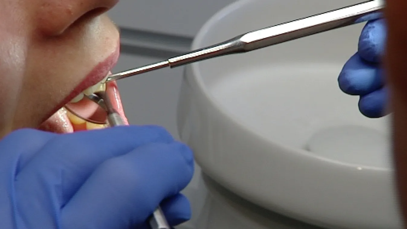 Több pénz áll a házhoz a fogorvosi praxisoknak és a betegszállítóknak