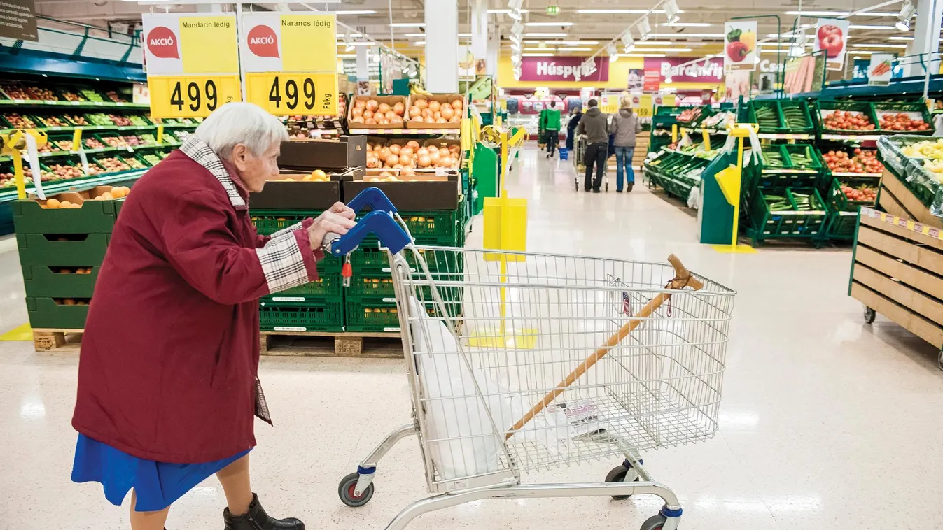 A plázáknak alkalmazkodniuk kell az ezüstgenerációhoz