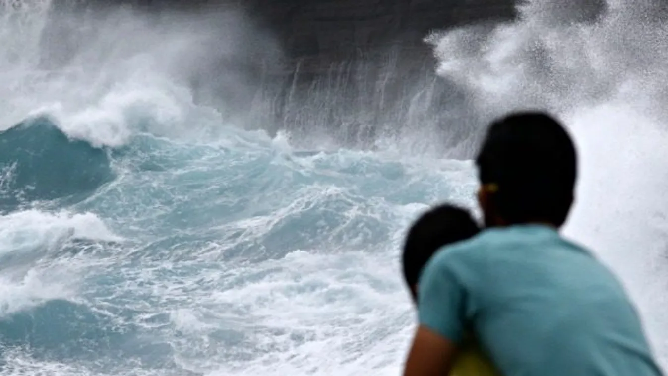 Trópusi viharrá „szelídült” a Lane hurrikán