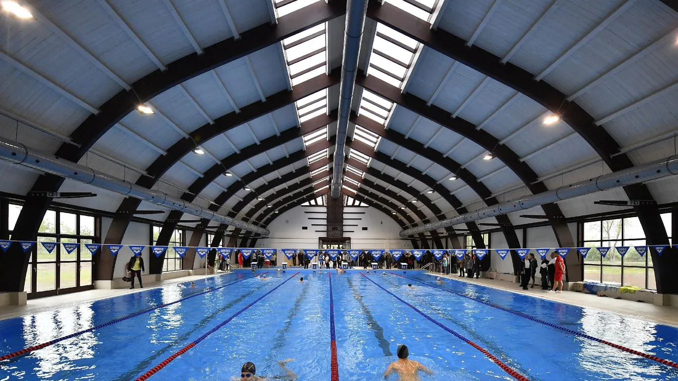 Folytatódik a tanuszoda- és tornaterem-fejlesztés