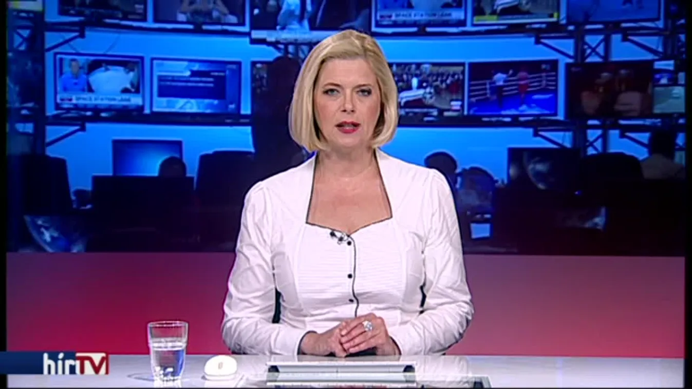 Drágább lesz az autópálya-matrica és az e-útdíjat is emelik