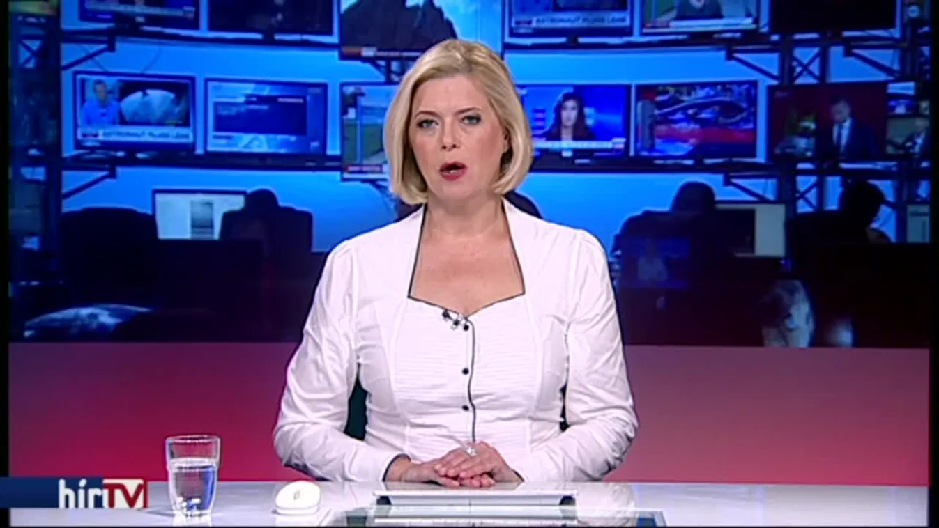 Felmondott Zacher Gábor