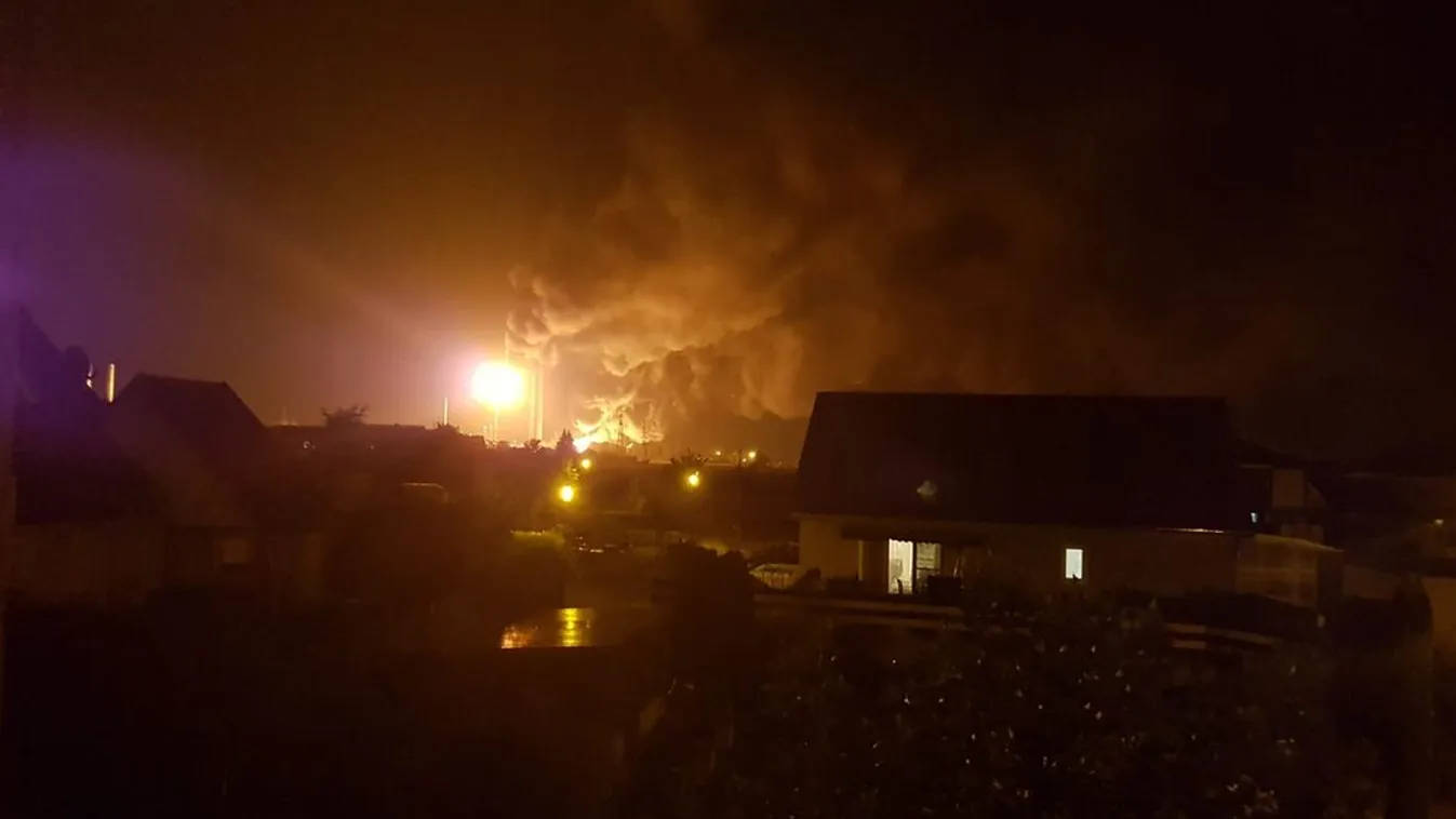 Robbanás történt egy olajfinomítóban