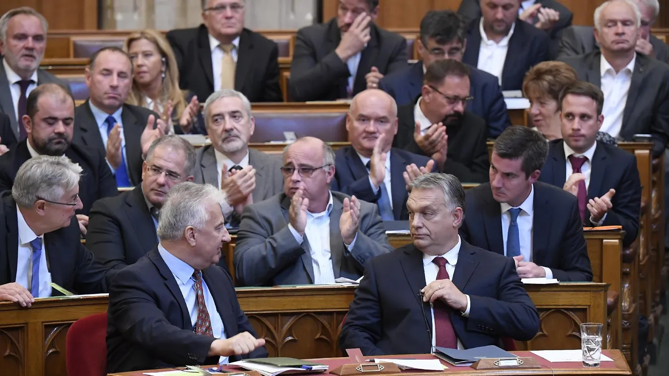 Napirend előtt szólalt fel Orbán Viktor