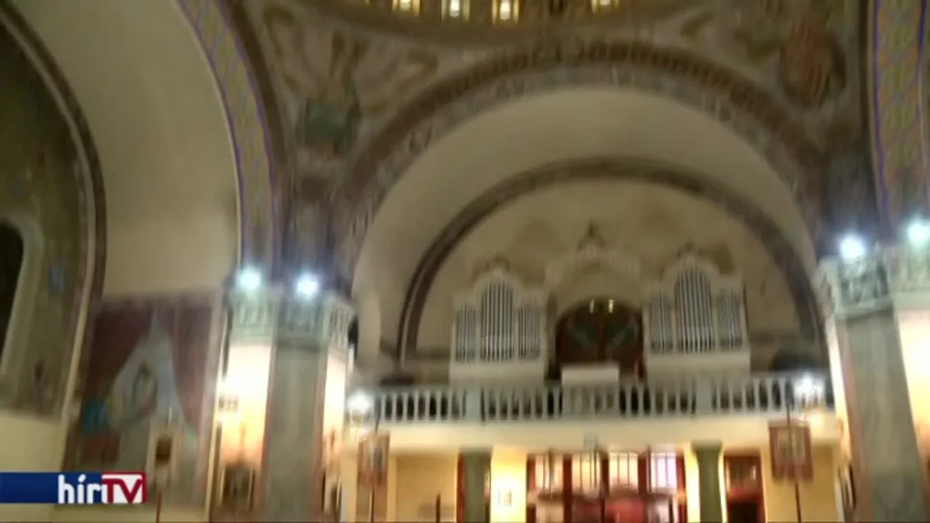 Debrecen templomai a sötétben várták, hogy mesélhessenek a múltjukról