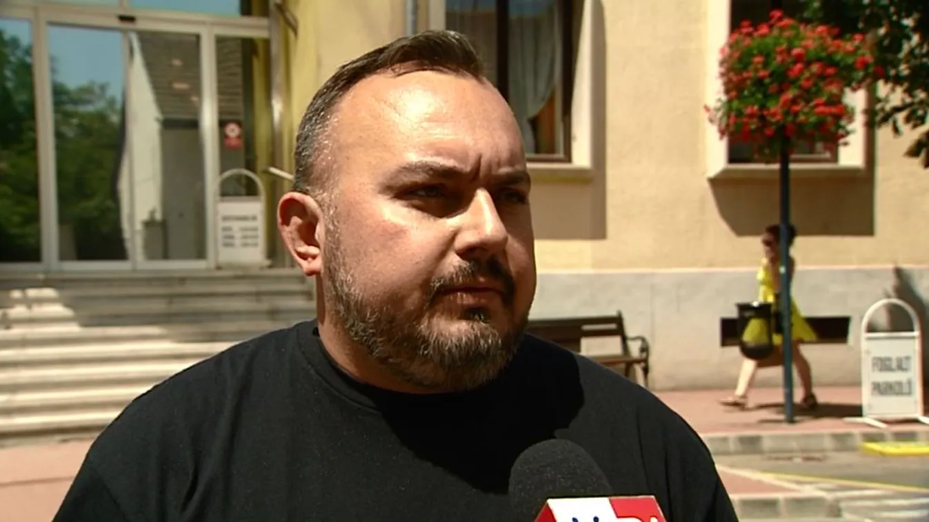 Kilépett a Jobbikból, függetlenként folytatja