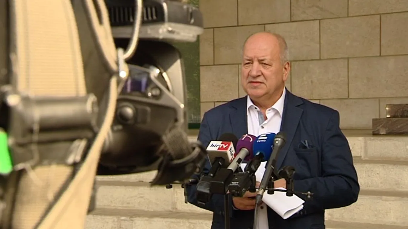 Az MSZP megszüntetné az állami vezetők kiváltságát