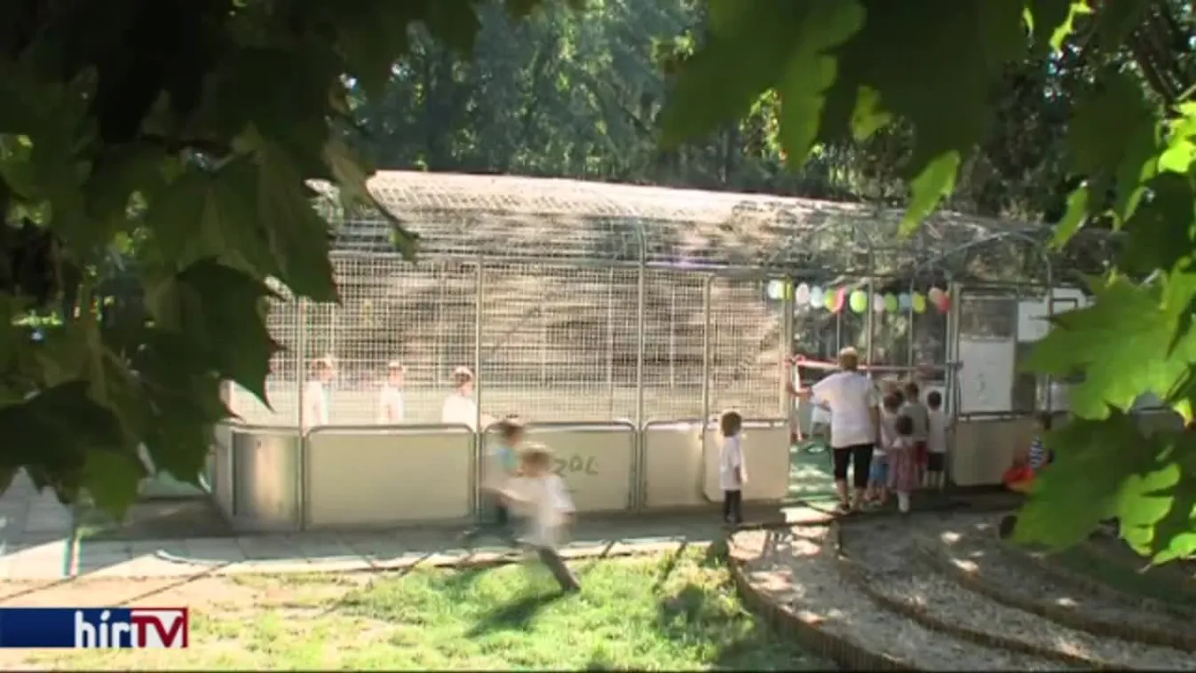 Sportpályát avattak Pécsett