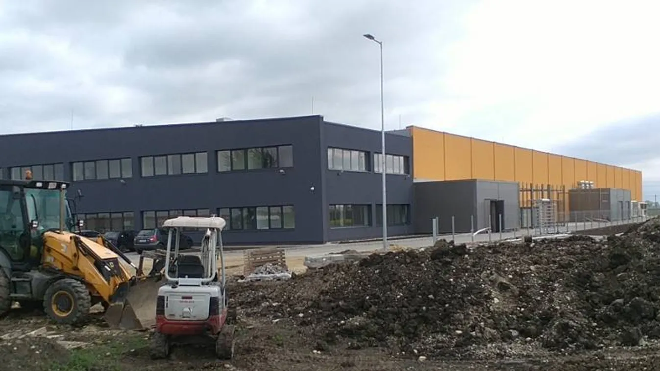 Munkát ígértek, üresen áll