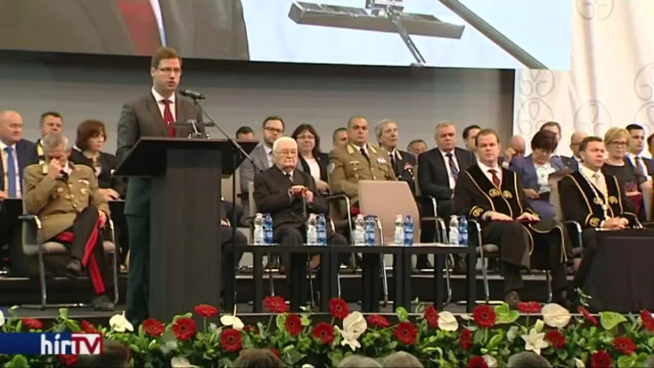 Több mint 50 ezer új egyetemista ült be az iskolapadba