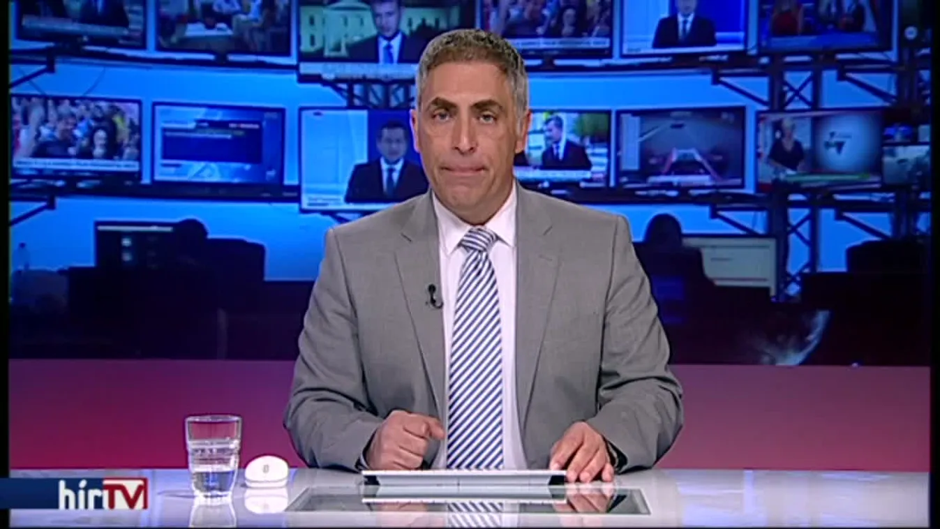 A gyerekek mellett az iskolarendőröknek is becsengettek