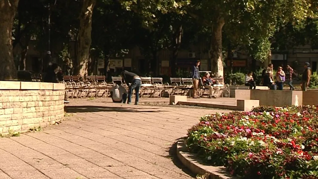 Halálra vertek egy férfit a Jászai Mari téren