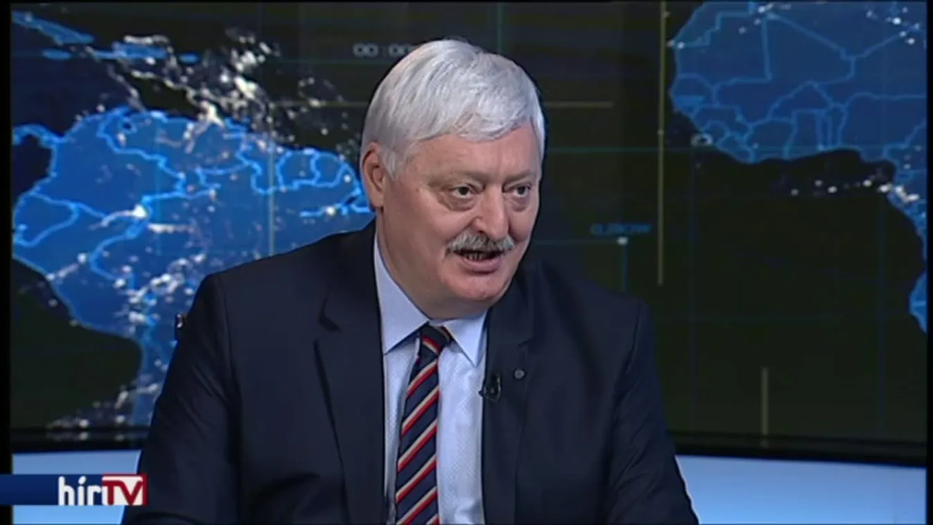 A valódi kommunisták „fedésben” takargatják valódi érzelmeiket