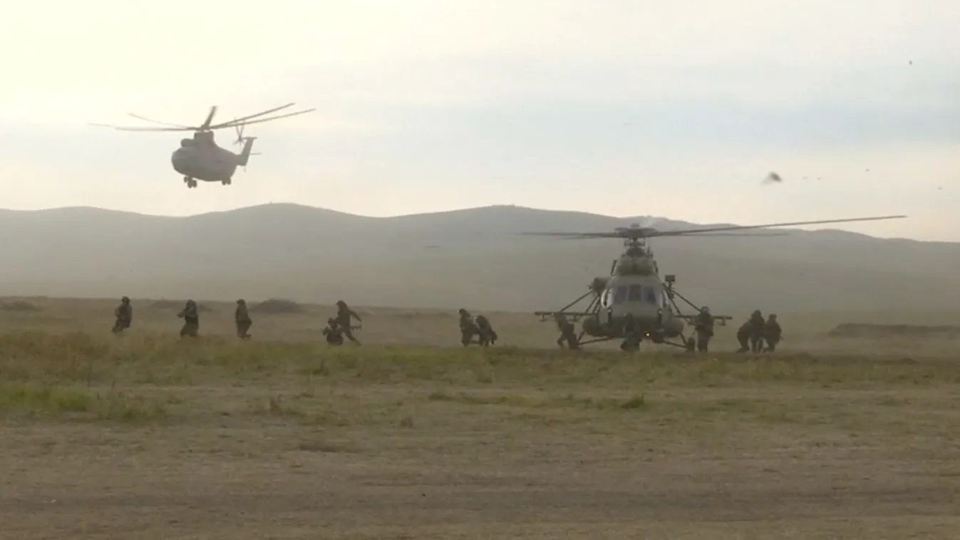 Most a kínai hadsereg miatt jön az amerikai pofon