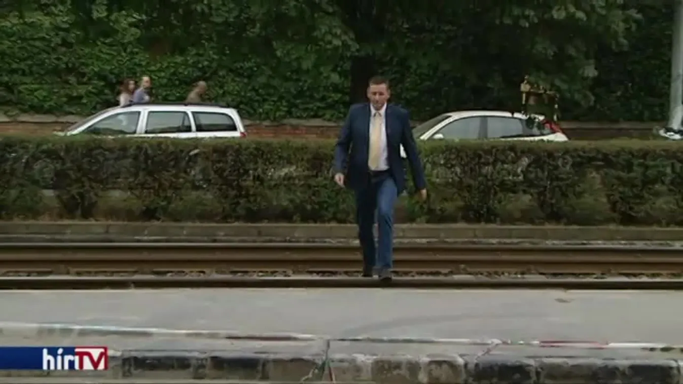 Kilép a Jobbikból Volner János