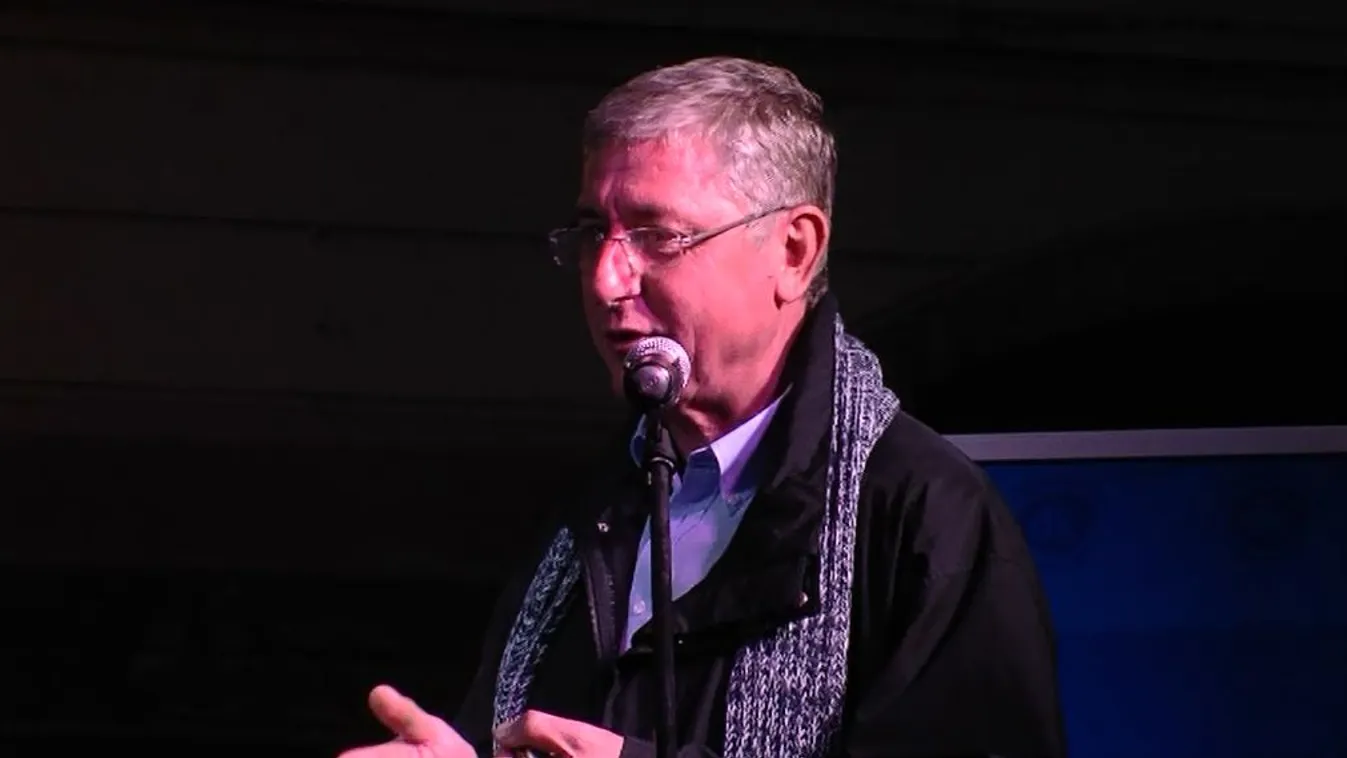 Hoppál: Gyurcsány és DK a brüsszeli bevándorláspolitika elkötelezettje