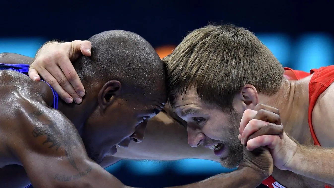 Birkózó-vb: orosz, japán és amerikai aranyérmek