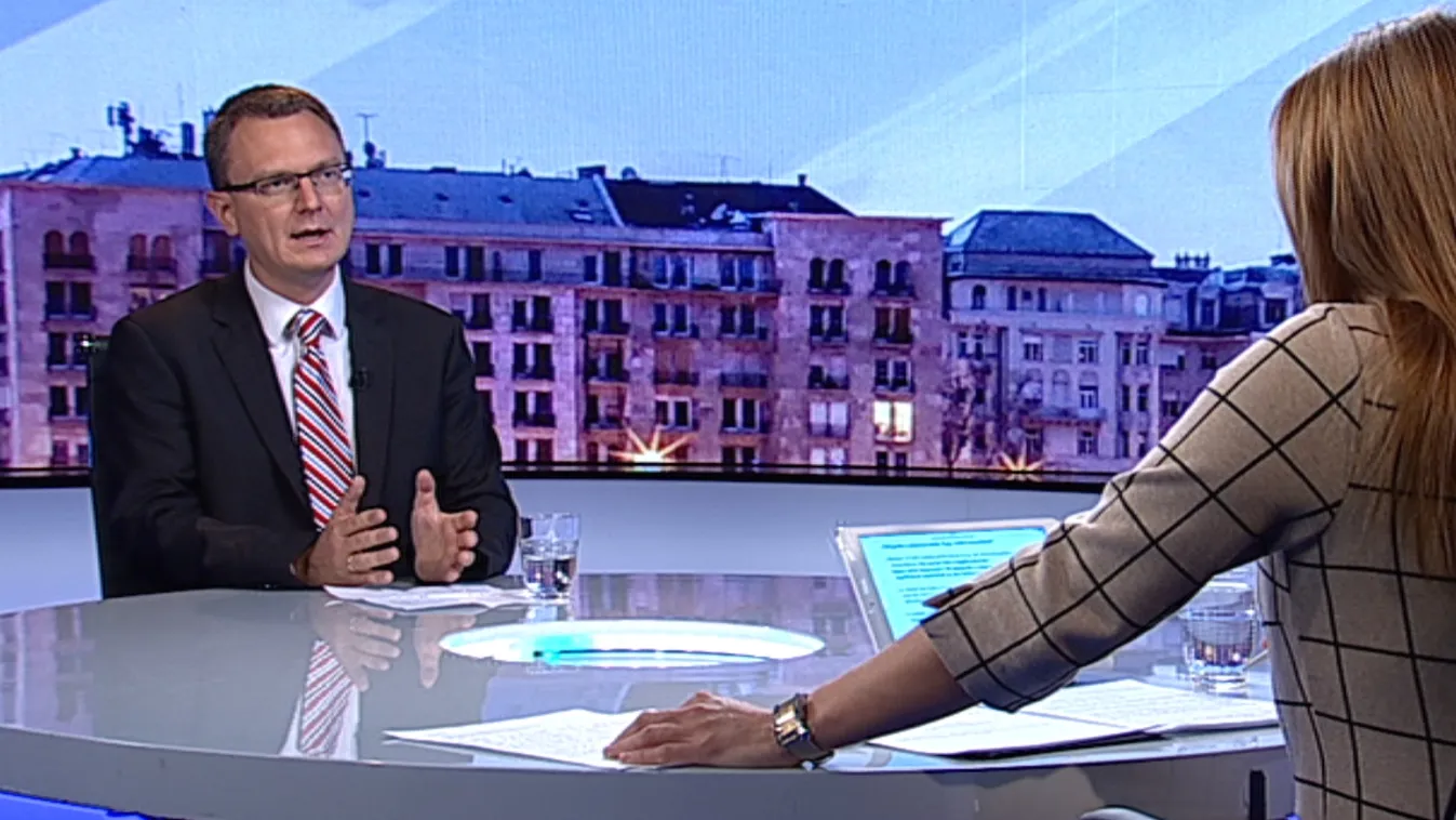 Rétvári Bence: A művészvilágban is őrségváltás zajlik