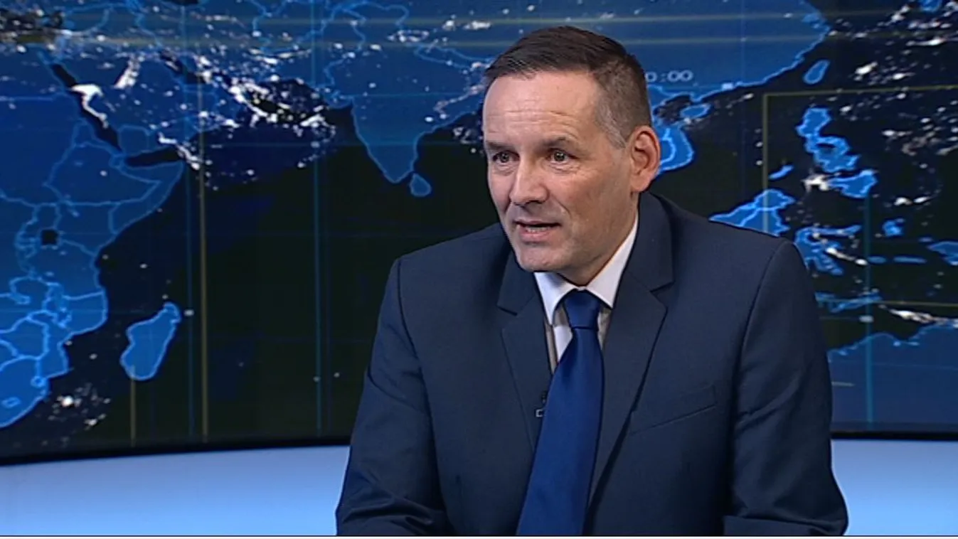 „Ma szőnyeg, holnap zokni” – Volner időben szólt Vonának