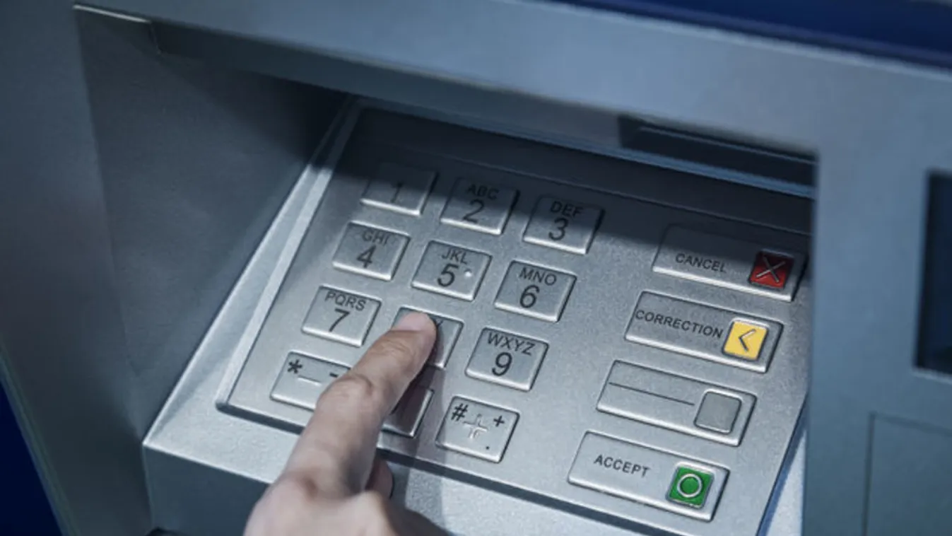 Félmillióval károsítottak meg hat turistát