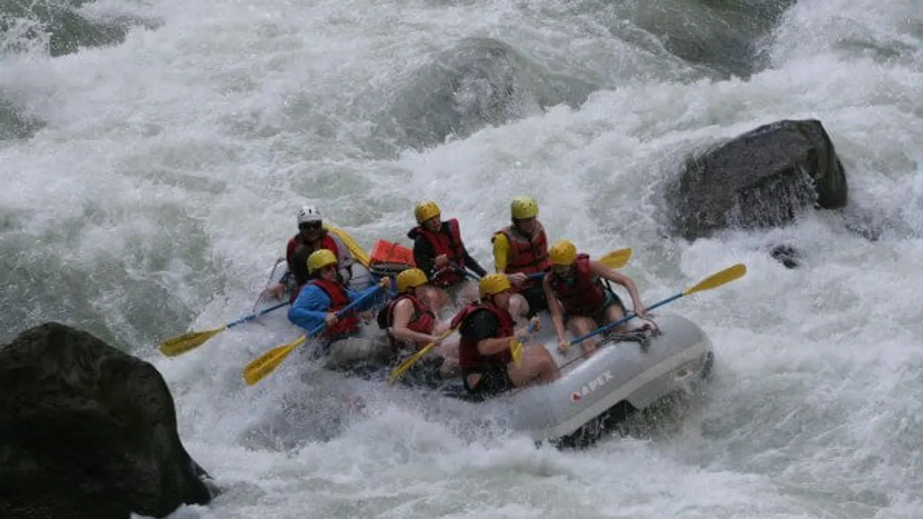 Halálos csónaktúra Közép Amerikában