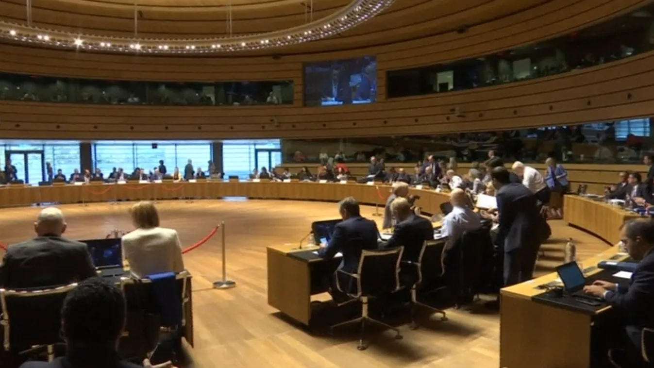 A kormány kész tisztázni magát a vádak alól a 7-es cikkes eljárásban