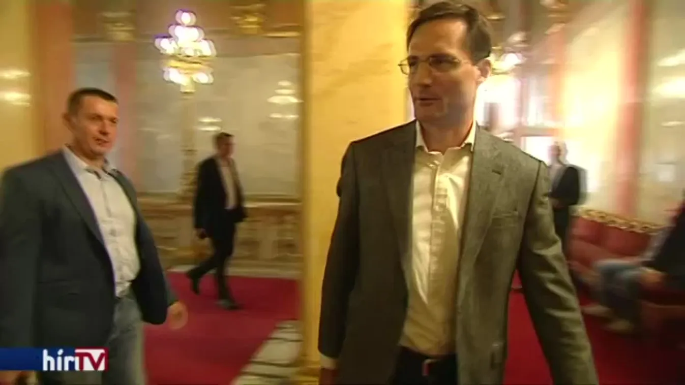 Tovább szakad a Jobbik