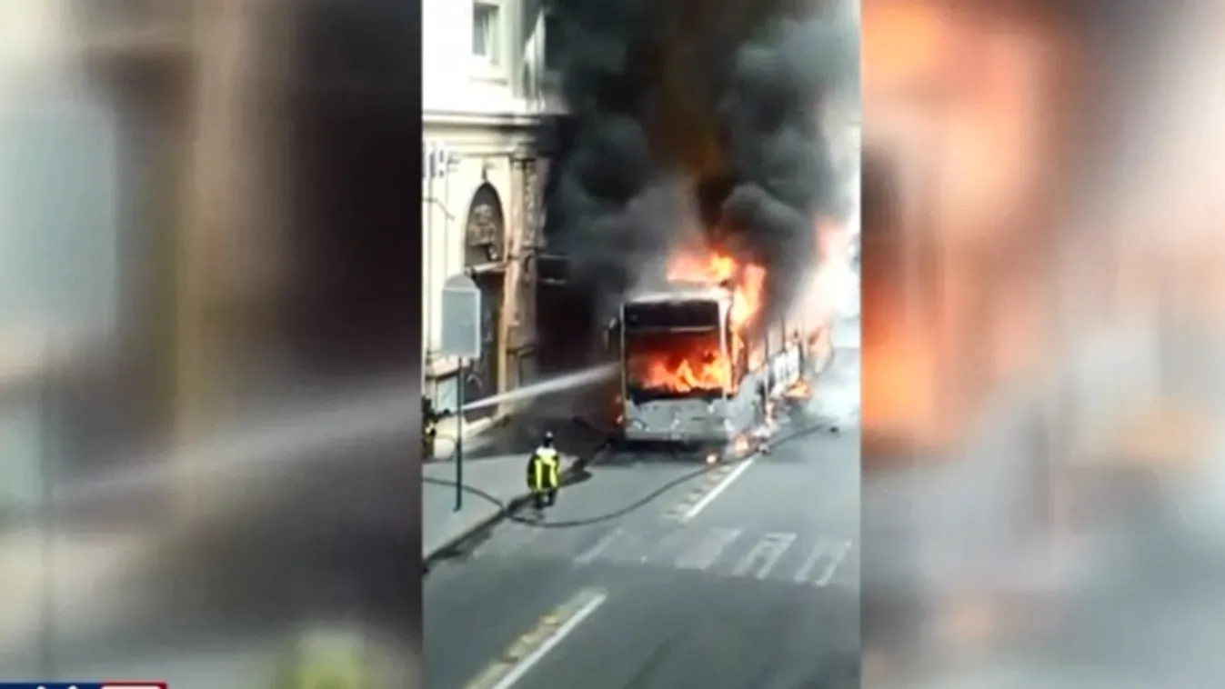 Kigyulladnak a buszok, sok a szemét – mondjon le a polgármester!