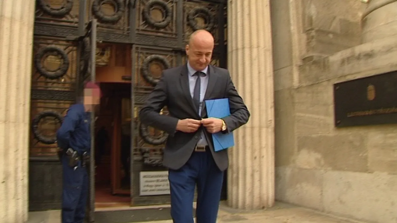 Megérkezett a főügyészségre a jobbikos pártpénzek ügyében tett feljelentés