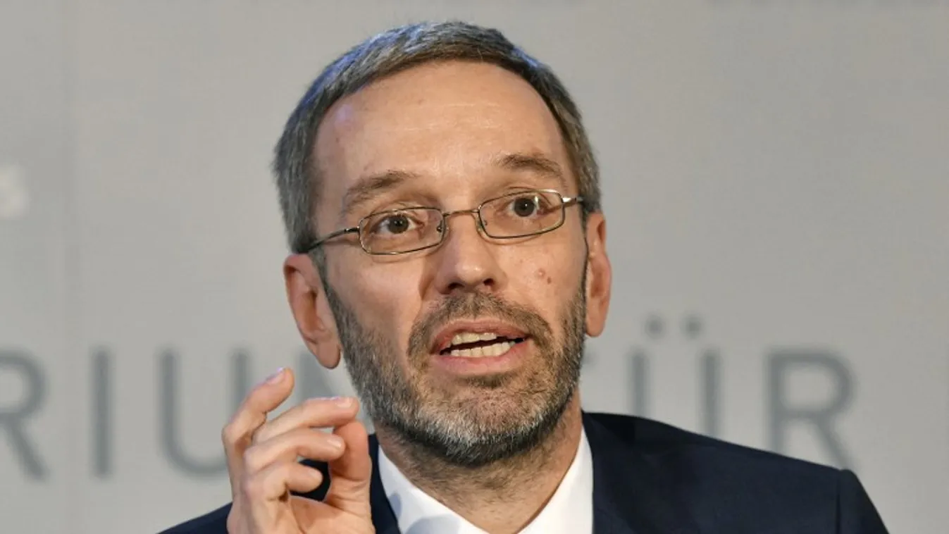 Új ügyosztály Ausztriában