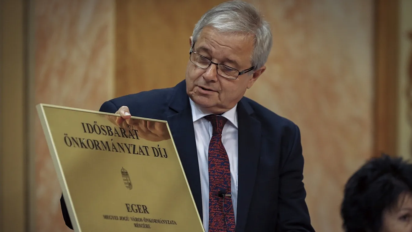 Kásler: A nagyszülők a család szívét jelentik