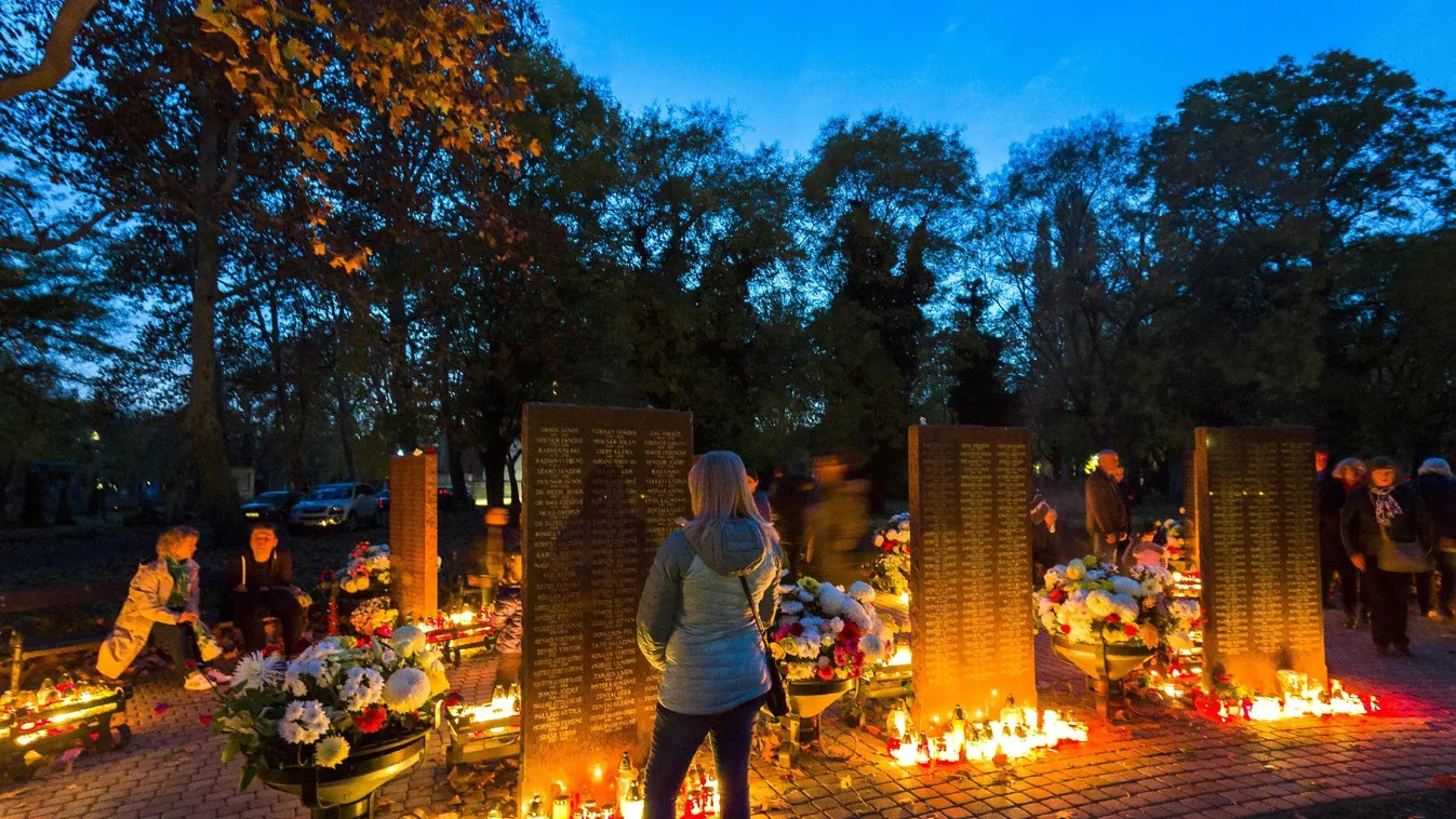 Több százezren látogattak ki a temetőbe