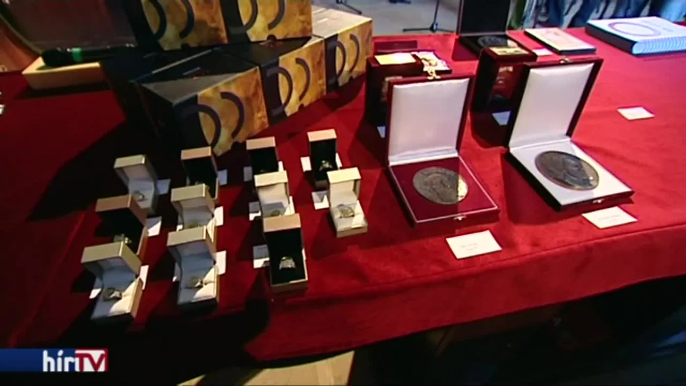 Díjakat és CD-gyűjteményt adtak át a magyar opera napja alkalmából