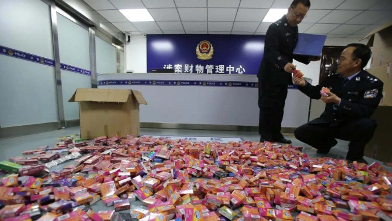 Még a kínai mércével is silány óvszerrel üzérkedett a hamisító banda