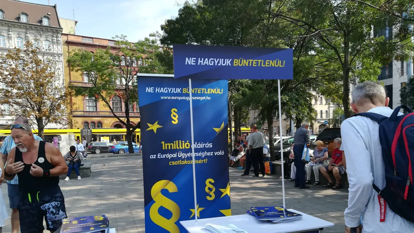 Két hónap alatt 280 ezer aláírás Hadházy kezdeményezésére