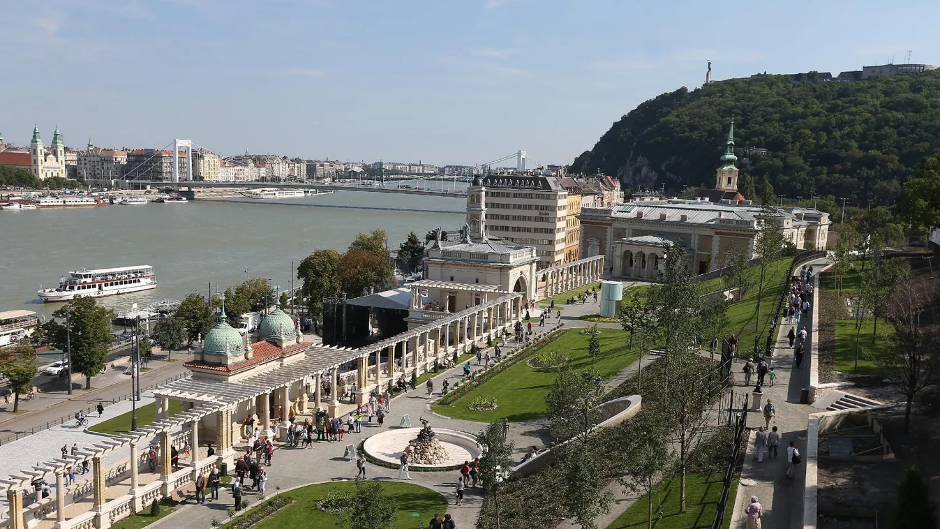 Élő betlehemmel és családi programokkal várja az adventezőket a Várkert Bazár