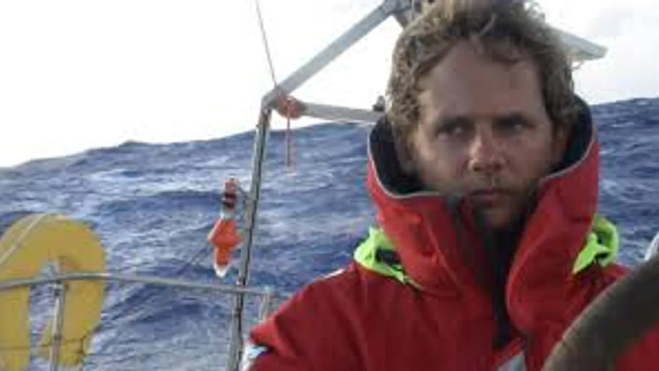 Első magyarként közel 1000 km-t gyalogol az extrém sportoló